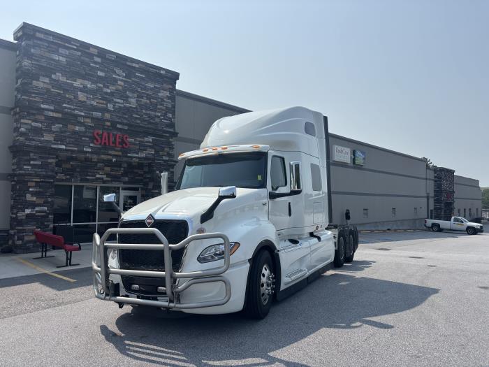2025 International LT625-4