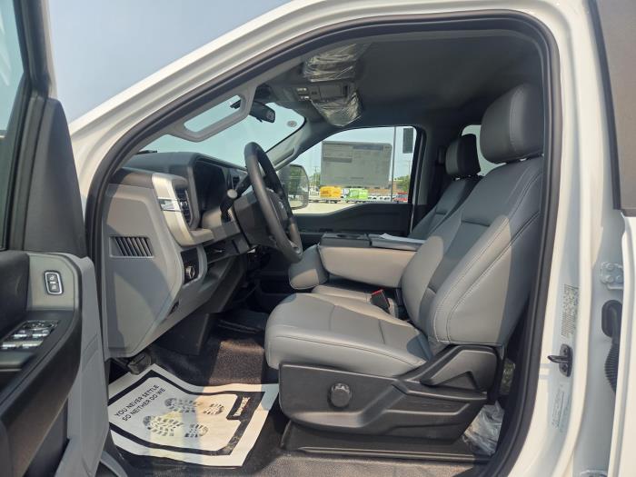 2025 Ford F-350-11