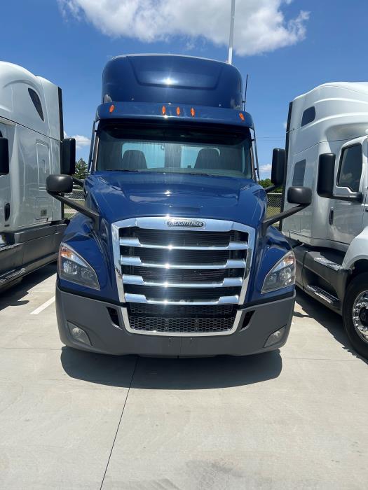 2020 Freightliner Cascadia-2