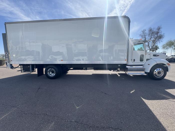2019 Peterbilt 337-6