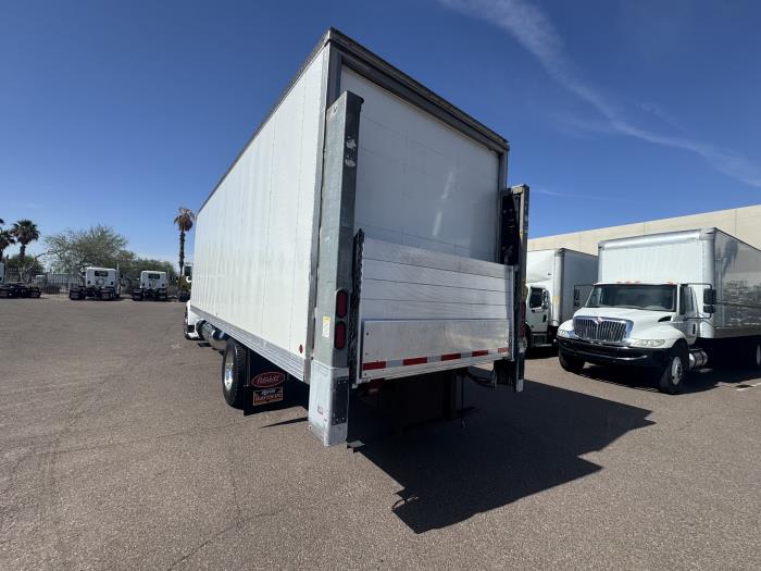 2019 Peterbilt 337-3