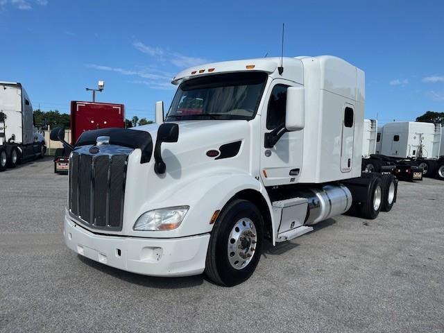 2021 Peterbilt 579-1