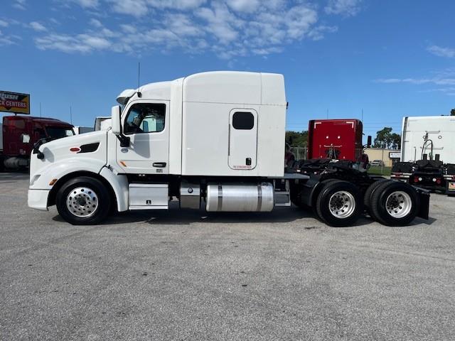 2021 Peterbilt 579-2