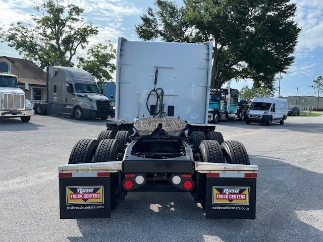 2021 Peterbilt 579-5