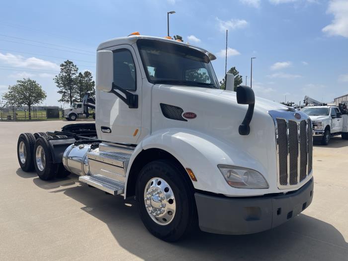 2021 Peterbilt 579-5