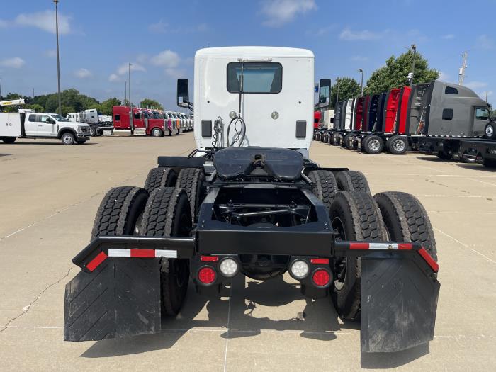 2021 Peterbilt 579-10