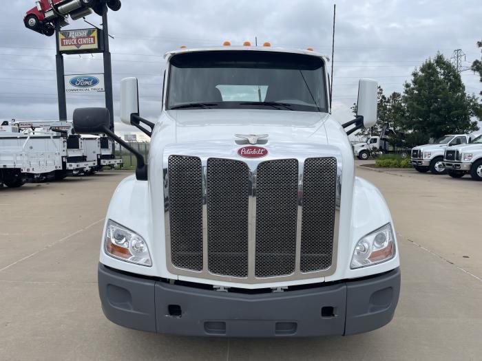 2021 Peterbilt 579-3