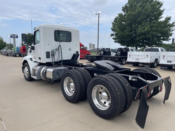 2021 Peterbilt 579-10