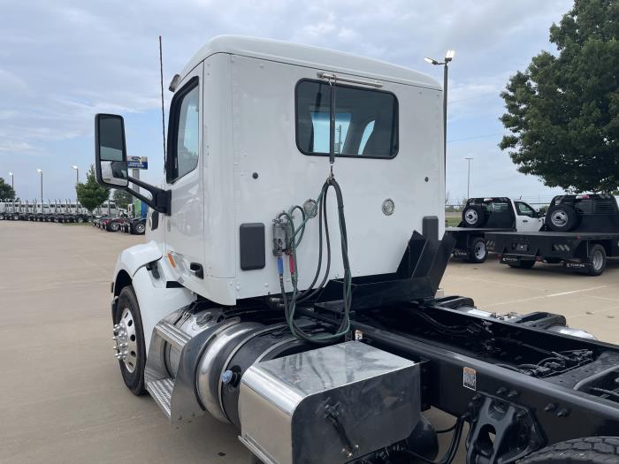 2021 Peterbilt 579-12