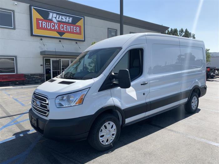 2025 Ford Transit-250-1