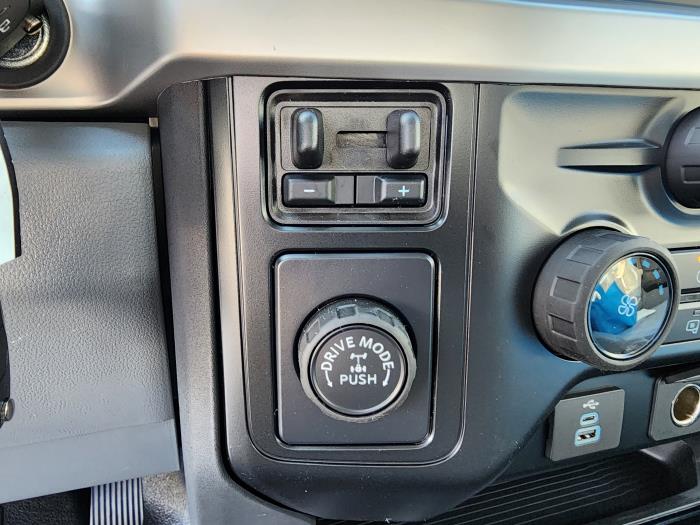 2025 Ford F-250-17