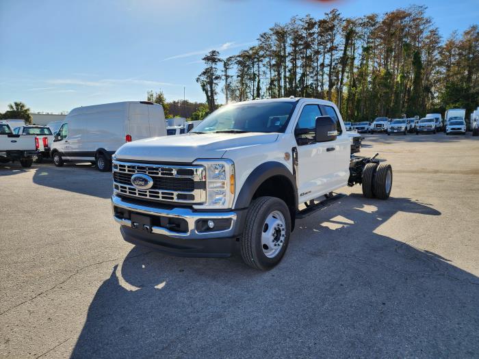 2025 Ford F-550-1
