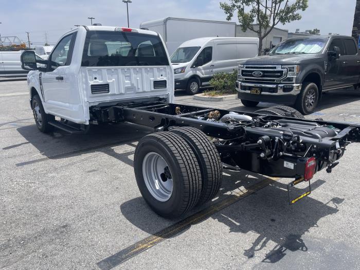 2025 Ford F-350-3