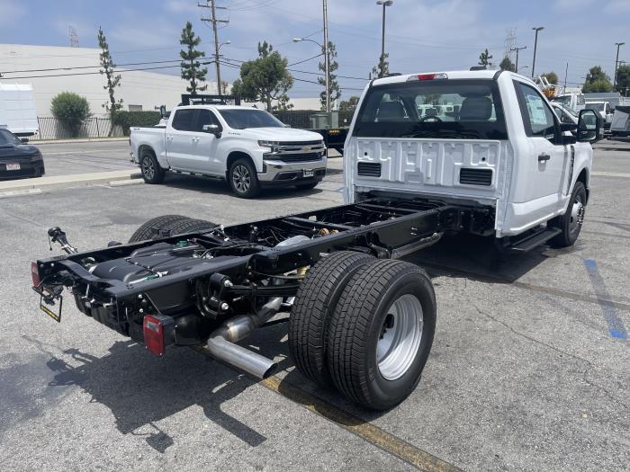 2025 Ford F-350-5