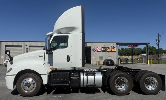2026 International LT625-10