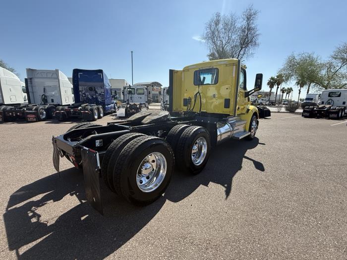 2021 Peterbilt 579-5