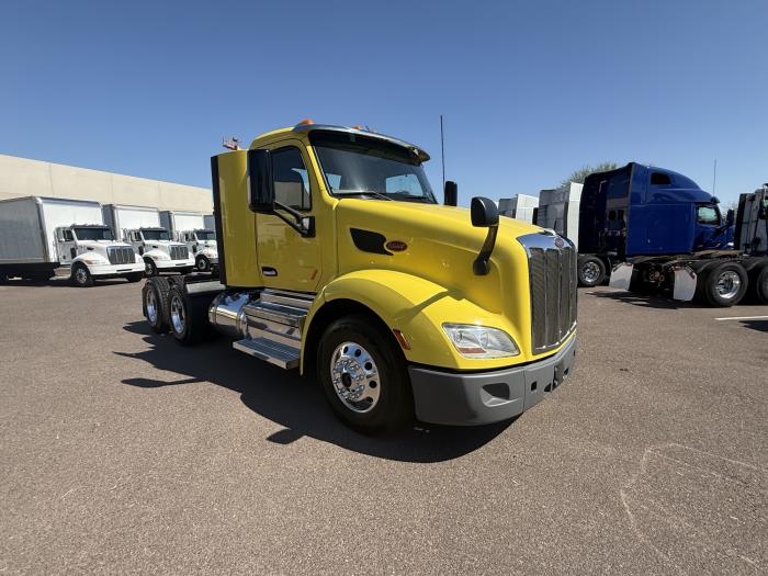 2021 Peterbilt 579-7