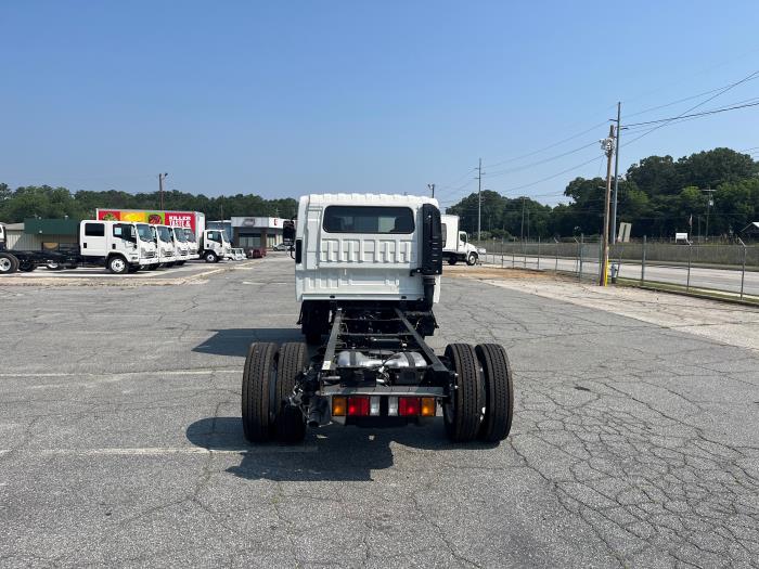 2026 Isuzu NRR-4