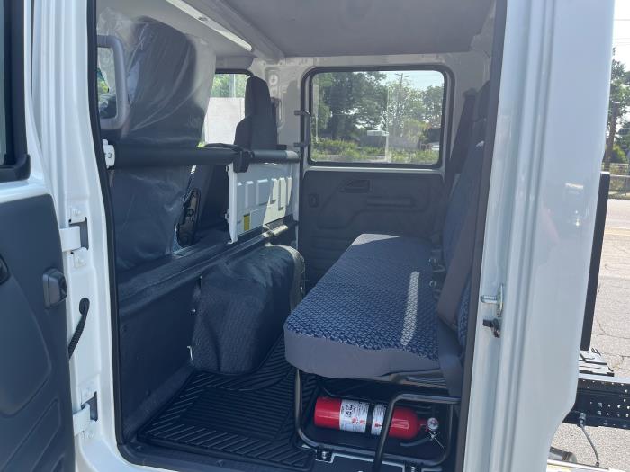 2026 Isuzu NRR-10