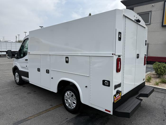 2024 Ford Transit-350-3