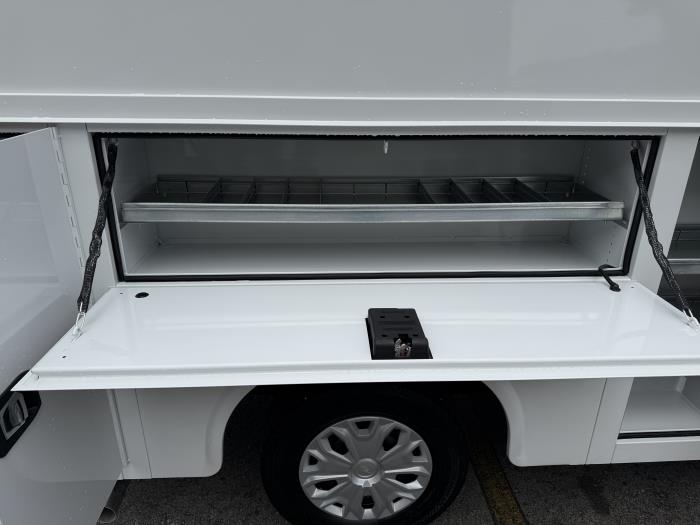 2024 Ford Transit-350-27