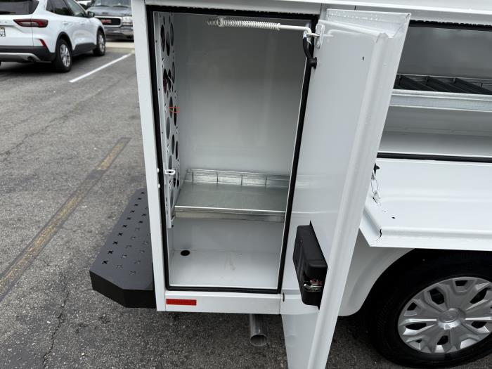 2024 Ford Transit-350-28