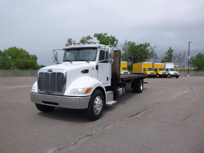 2020 Peterbilt 337-1