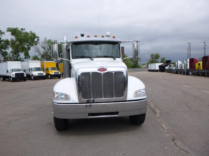 2020 Peterbilt 337-3