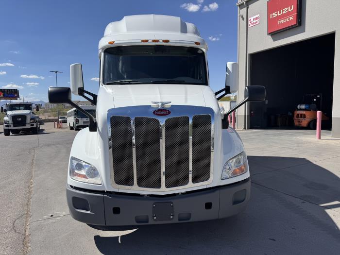 2021 Peterbilt 579-2