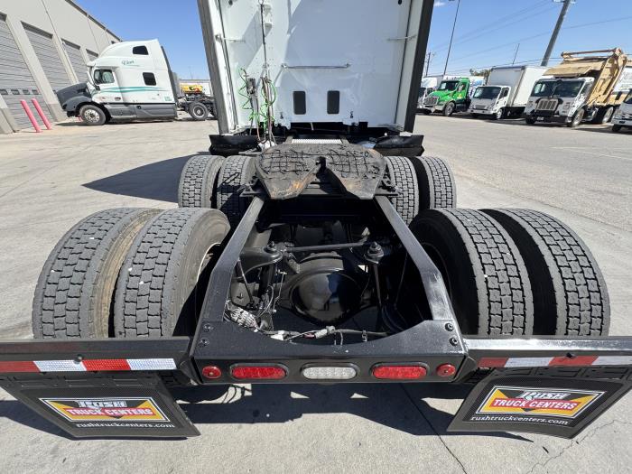 2021 Peterbilt 579-9