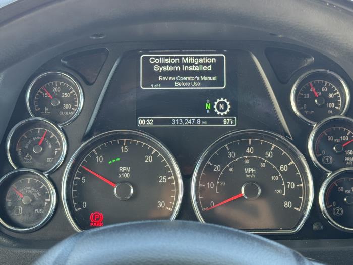 2021 Peterbilt 579-18