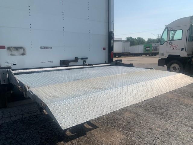 2021 Freightliner Business Class M2 106-18