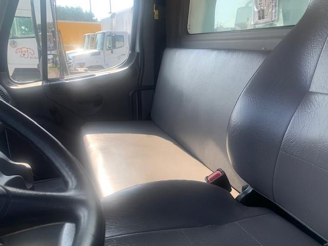 2021 Freightliner Business Class M2 106-7
