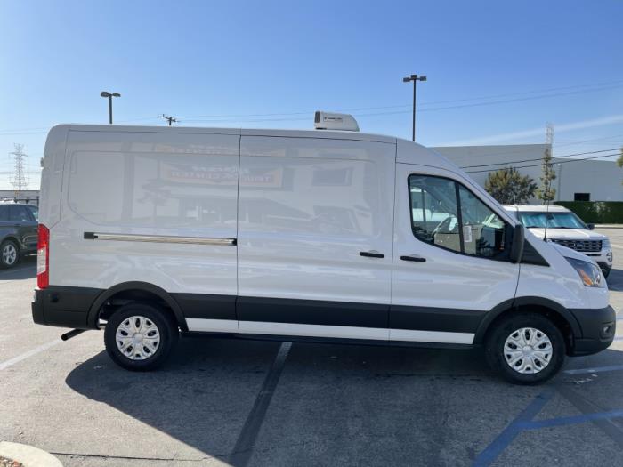 2025 Ford Transit-250-6