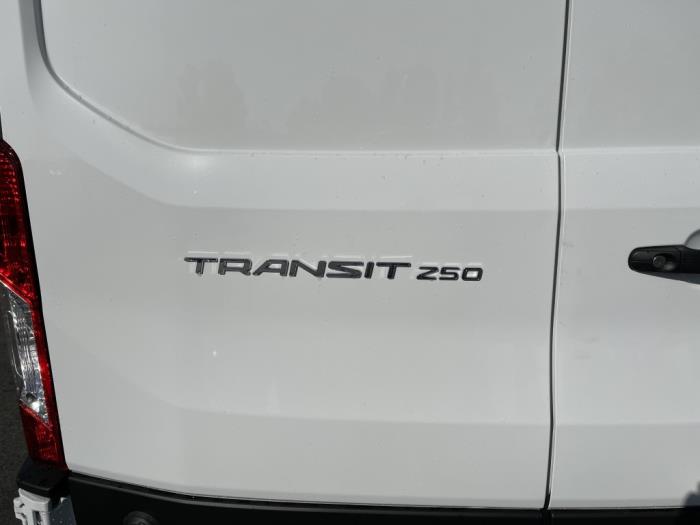 2025 Ford Transit-250-14