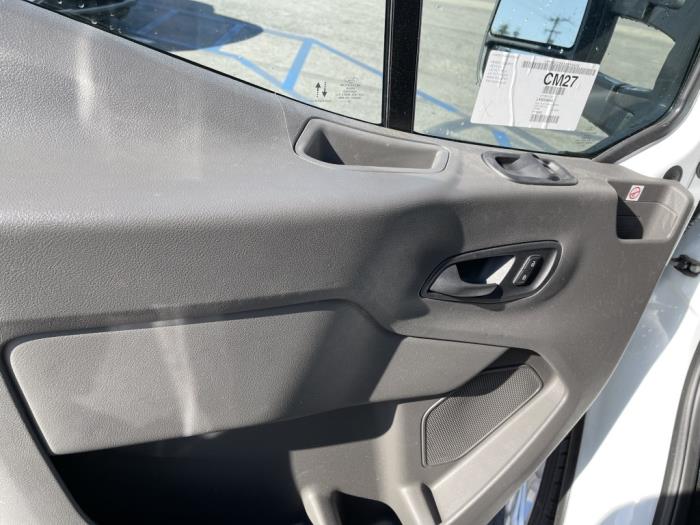 2025 Ford Transit-250-17