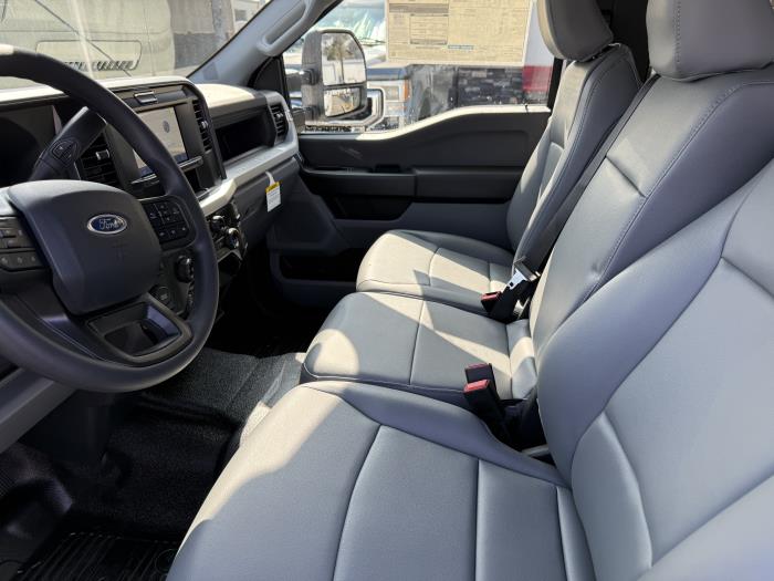 2025 Ford F-250-16