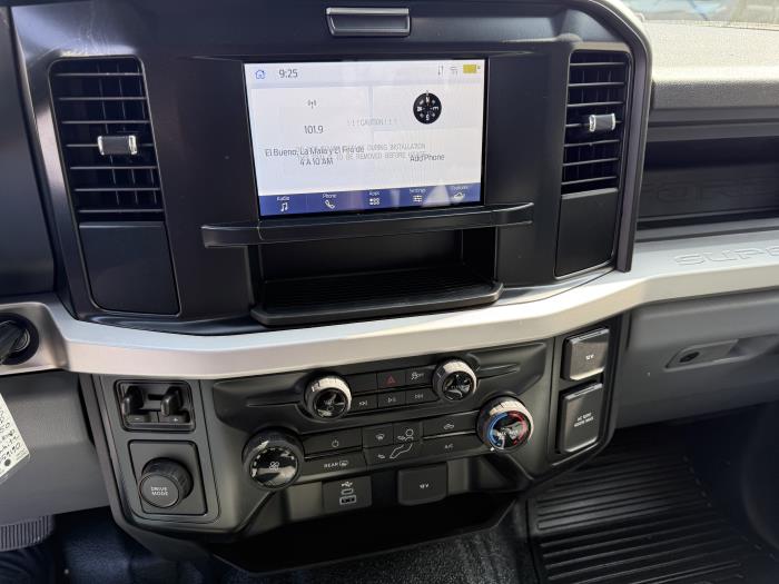 2025 Ford F-250-19