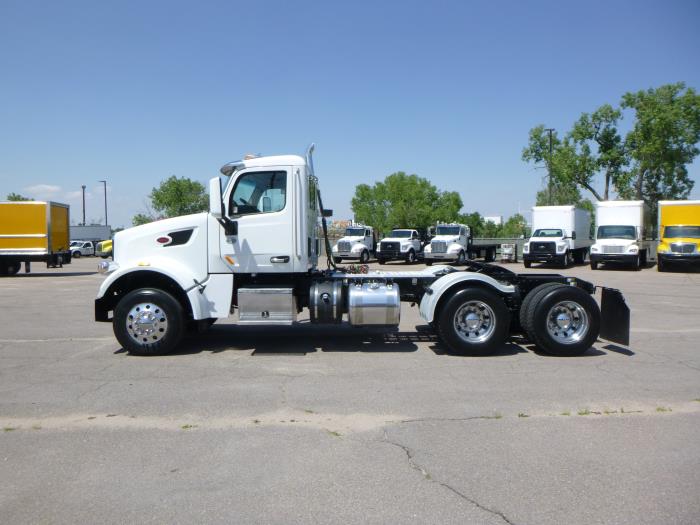 2021 Peterbilt 567-5