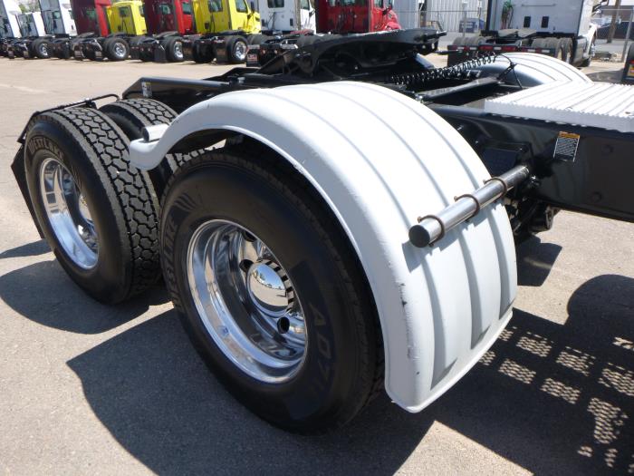 2021 Peterbilt 567-11