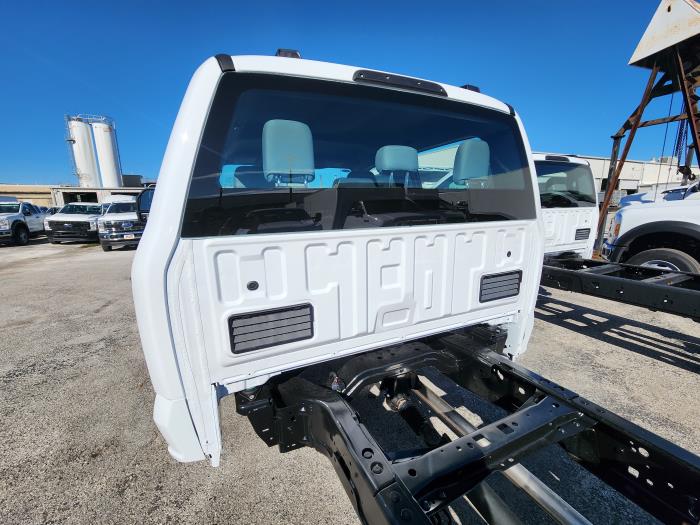 2025 Ford F-550-5