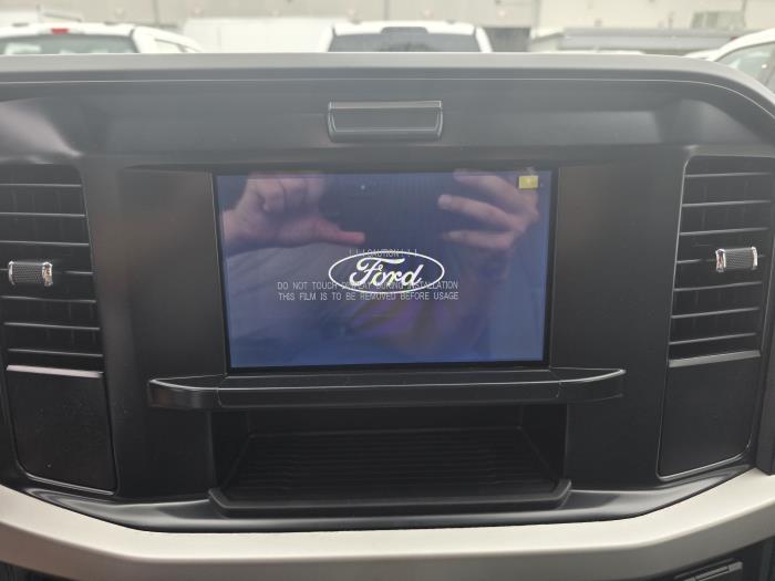 2025 Ford F-550-17