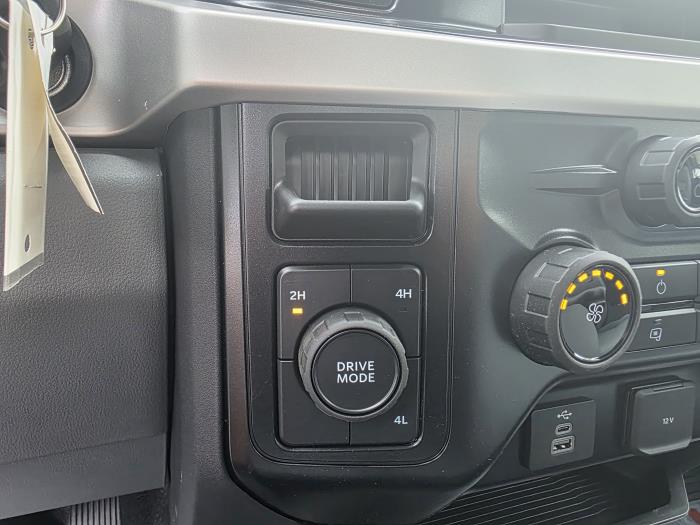 2025 Ford F-550-20