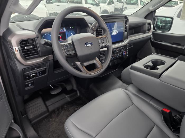 2025 Ford F-150-10