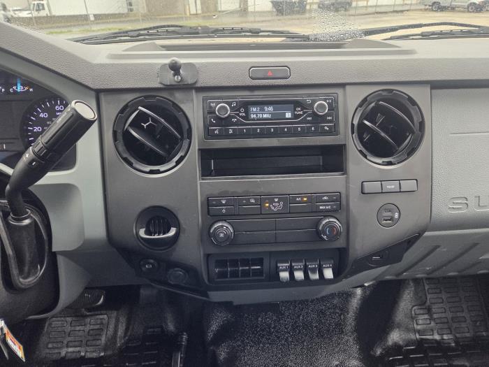 2021 Ford F-650-18