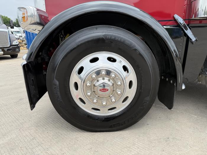 2024 Peterbilt 589-18