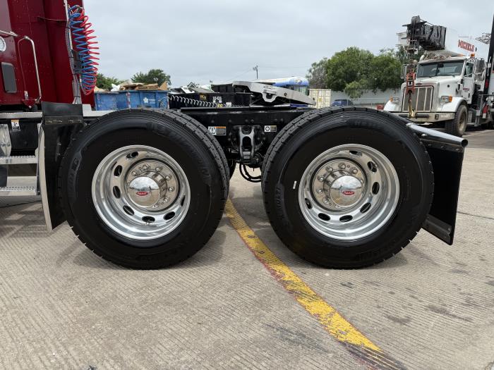 2024 Peterbilt 589-19
