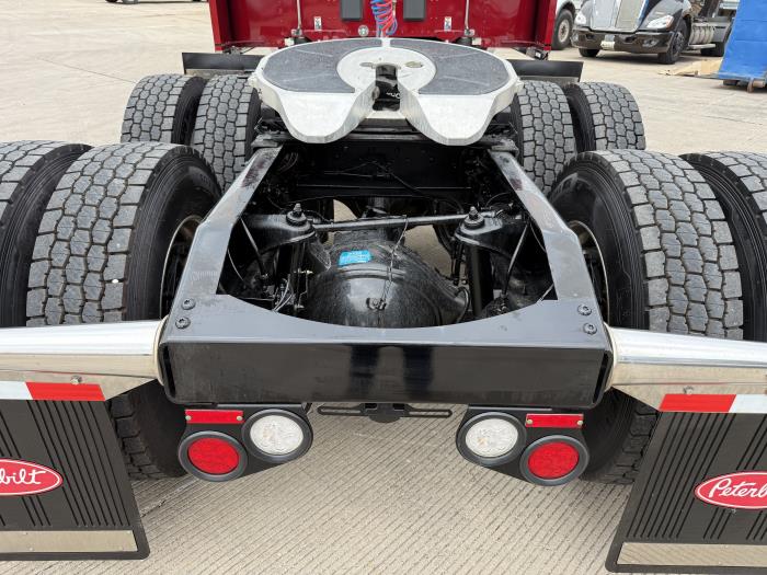 2024 Peterbilt 589-24