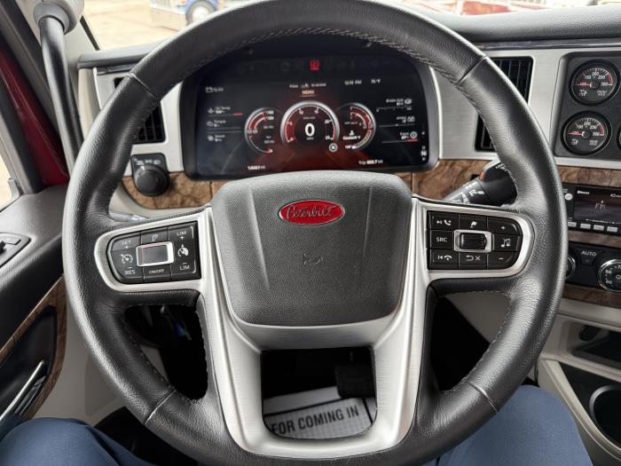 2024 Peterbilt 589-34