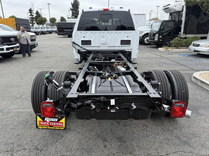 2025 Ford F-450-4